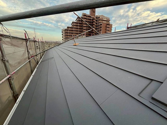 高砂市　屋根のカバー工事完了